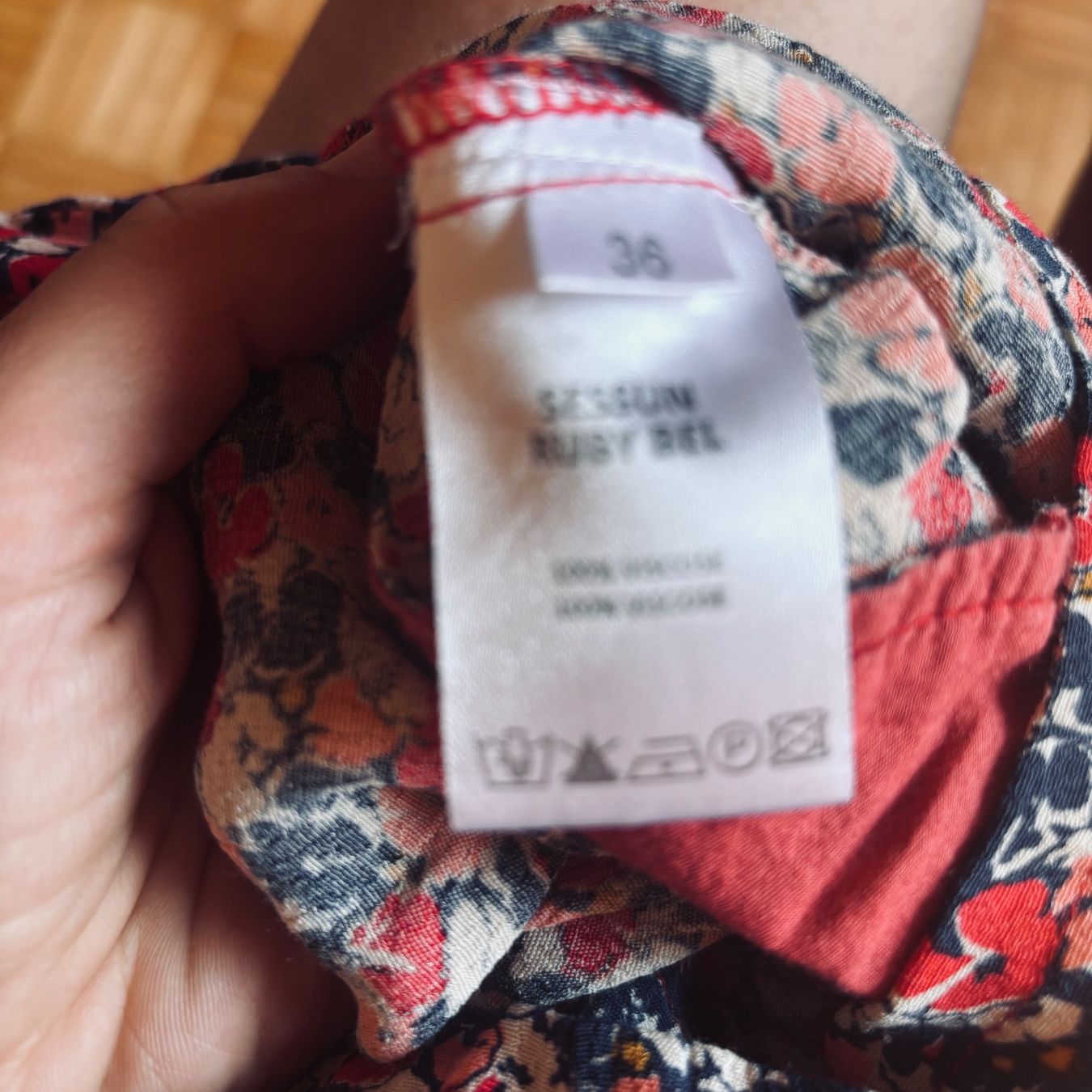 Sessun Tute: Combishort Sessùn  36 – Usato da Lajoux JU venduto da plise 3