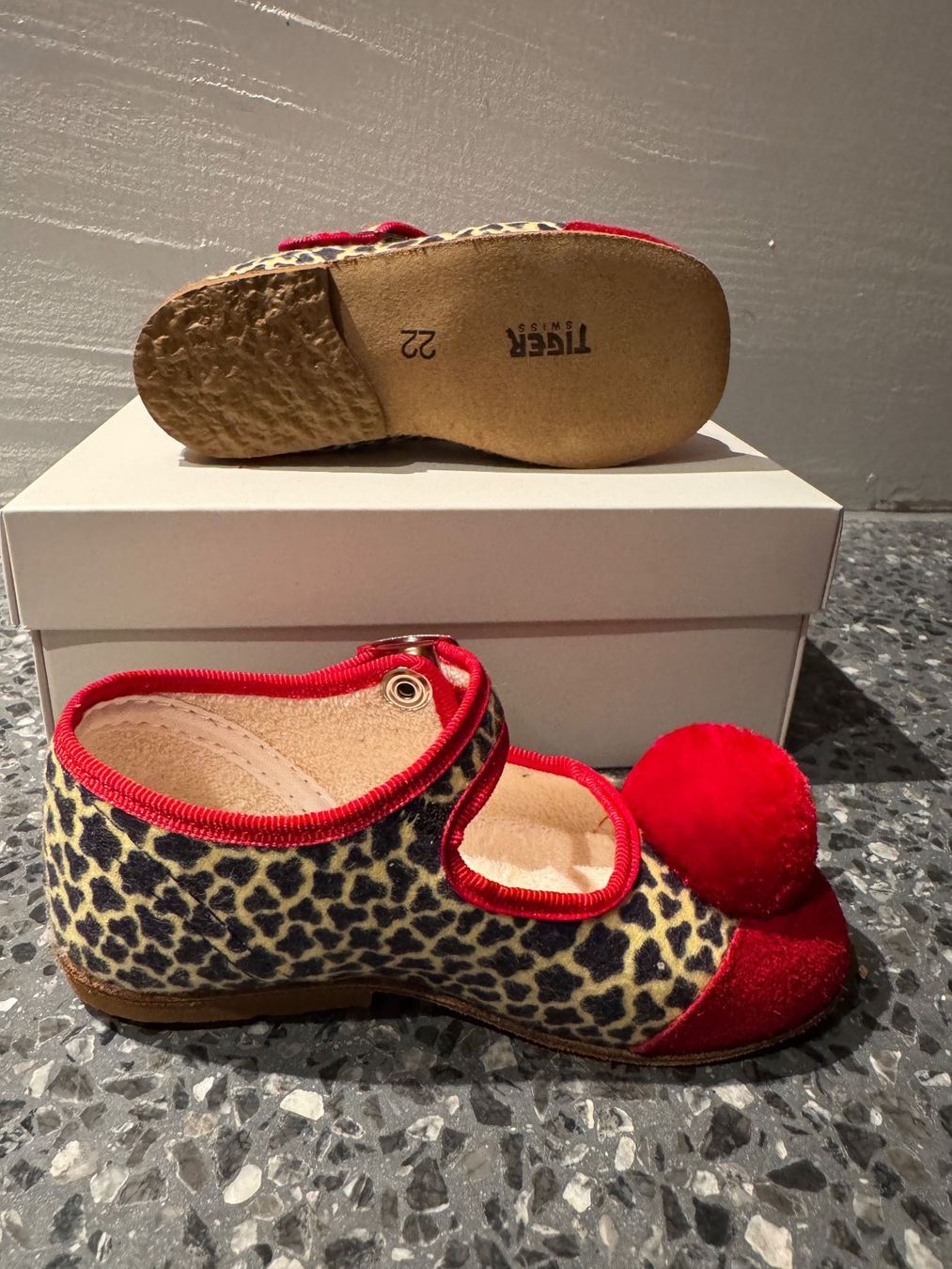 Tiger Swiss Scarpe per ragazzi: Tigerfinkli Grösse 22 – Nuovo e nell'imballaggio originale da Olten venduto da Kaufhauskrone 3