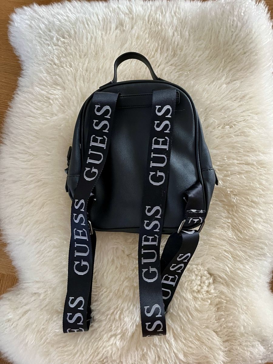 Guess Zaini: Rucksack GUESS schwarz – Nuovo (secondo la descrizione) da Zürich venduto da Saratue 1