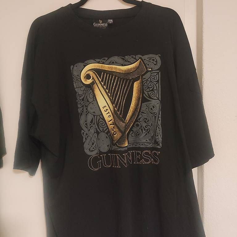 T-shirt: Maglie Nuove  – Usato da Losone venduto da mar_n5ds 2
