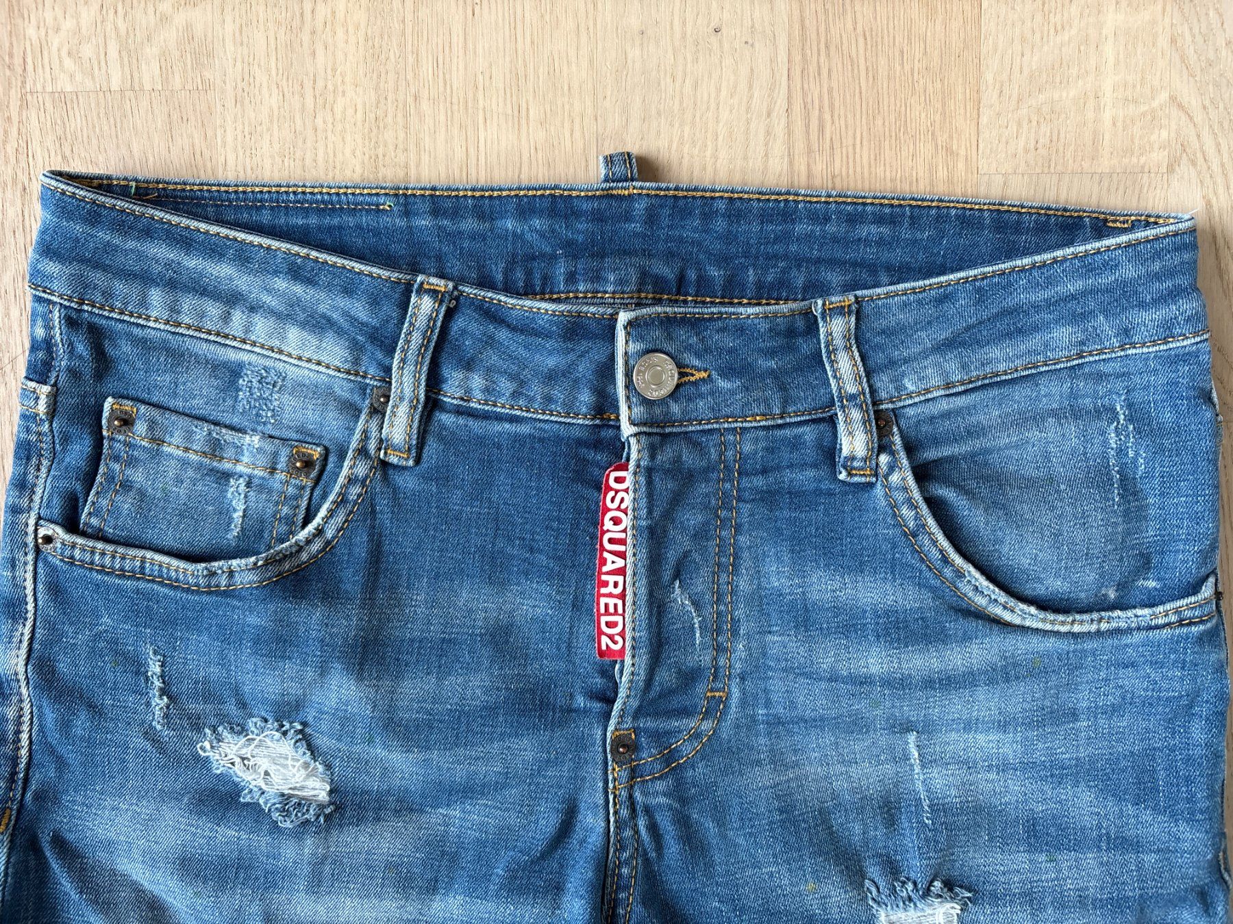 Dsquared2 Pantaloni: Dsquared2 cool guy jeans shorts – Usato da Elgg venduto da Jo_Naj