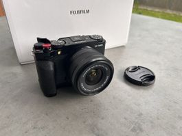 Fujifilm X-M5 Kamera XC 15-45mm Kit neuwertiger Zustand