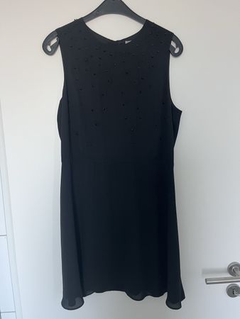 Tolles Kleid NEU!! Von H&M
