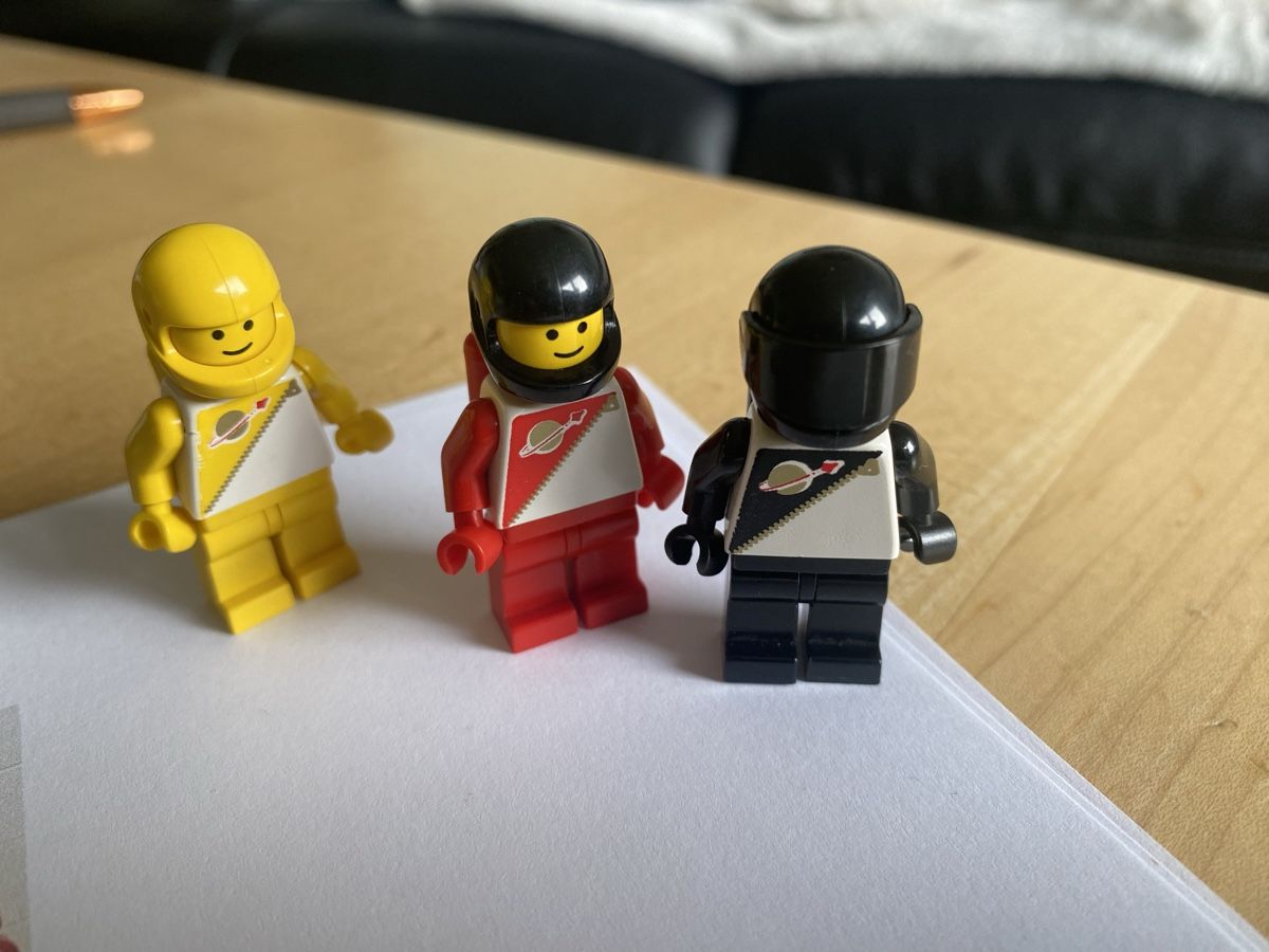 Lego Spielzeuge: Lego Sammlerfiguren 3 Stk – Gebraucht aus Mosnang von Goldwasser