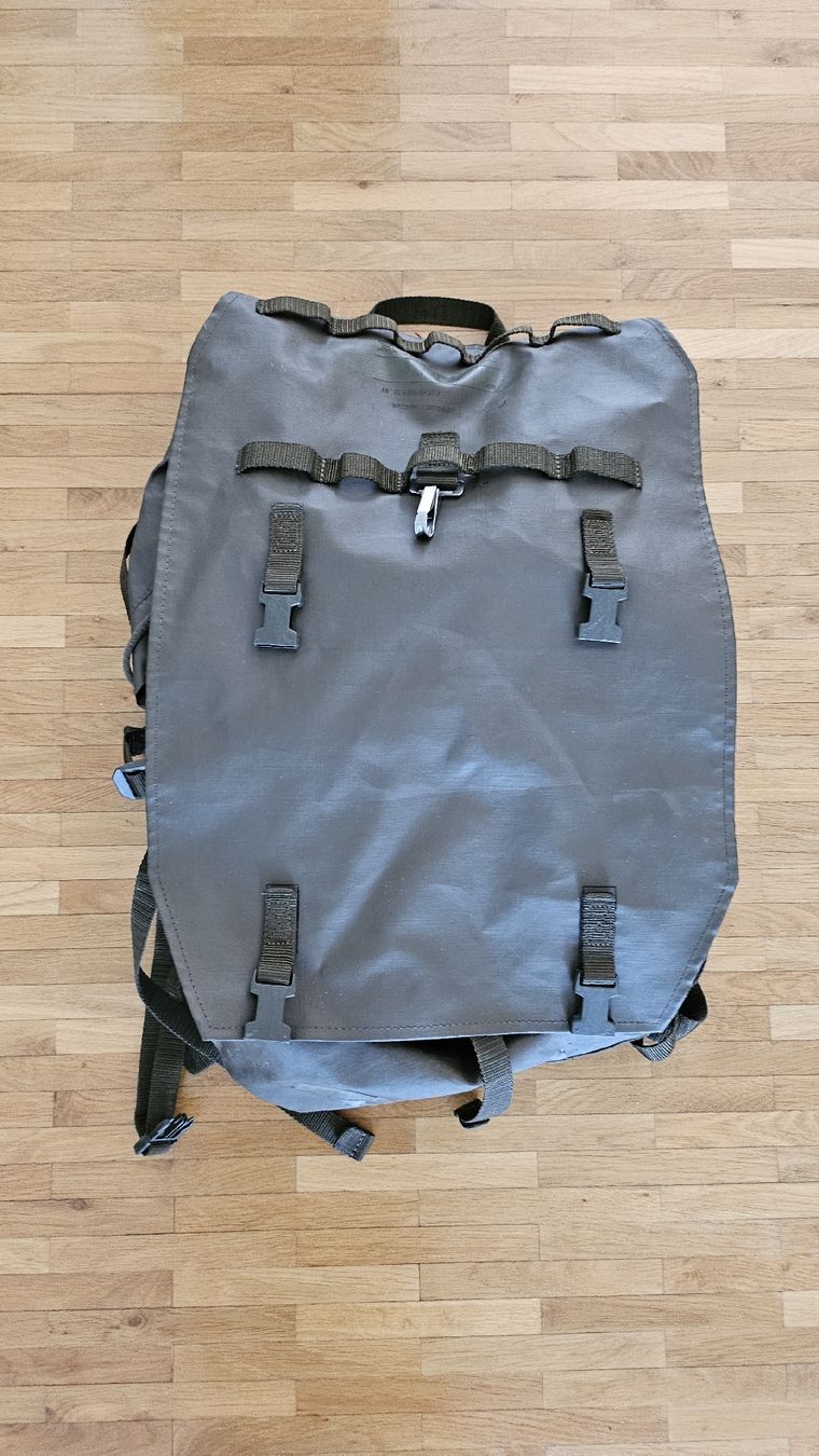 Rucksäcke: Schweizer Armee Wanderrucksack – Gebraucht aus Tuggen von Darix007