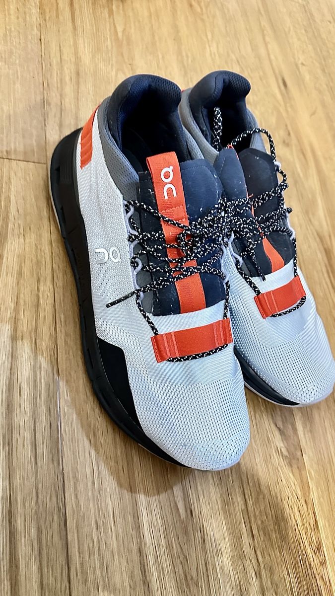 On Scarpe da uomo: On Cloud Sneakers Cloudnova  – Usato da Kriens venduto da Ileriadiamore