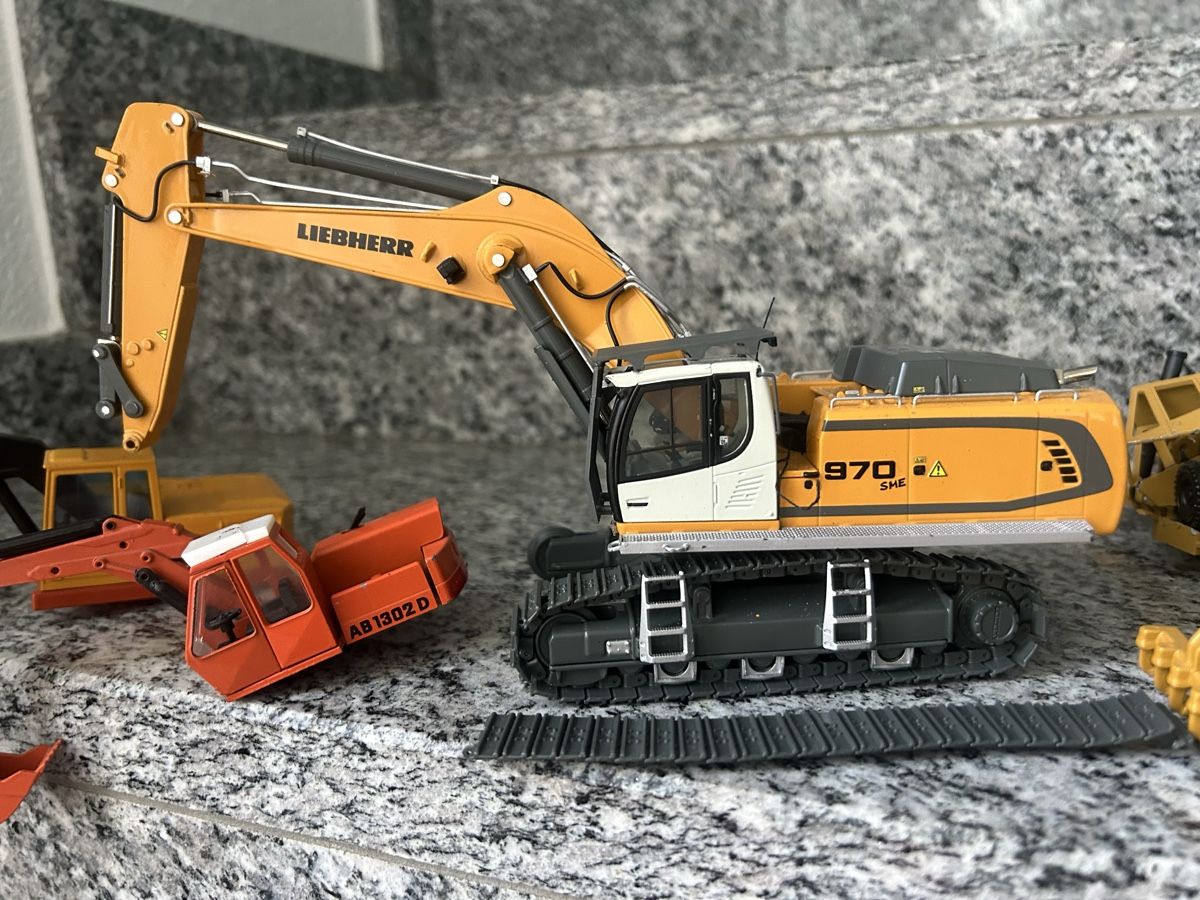 Modellbausätze & Standmodelle: Konvult Bastelreste , 1:50 – Defekt aus Horw von Tigercat635 7