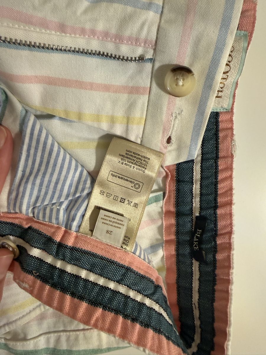 Pantaloni: Scotch and Soda Shorts – Nuovo (secondo la descrizione) da Genève venduto da ali_5msd 1