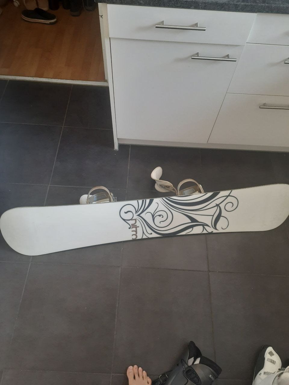 Boards: Cooler Snowboard! 156cm – Neu (gemäss Beschreibung) aus Zürich von vik_q29w