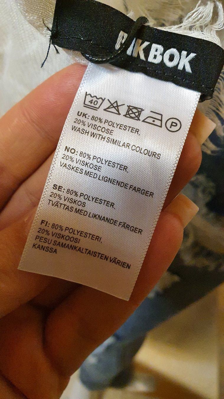 Foulard & Sciarpe: 🌺Neu BikBok Schal🌺 – Nuovo (secondo la descrizione) da Wald ZH venduto da CapLux 3