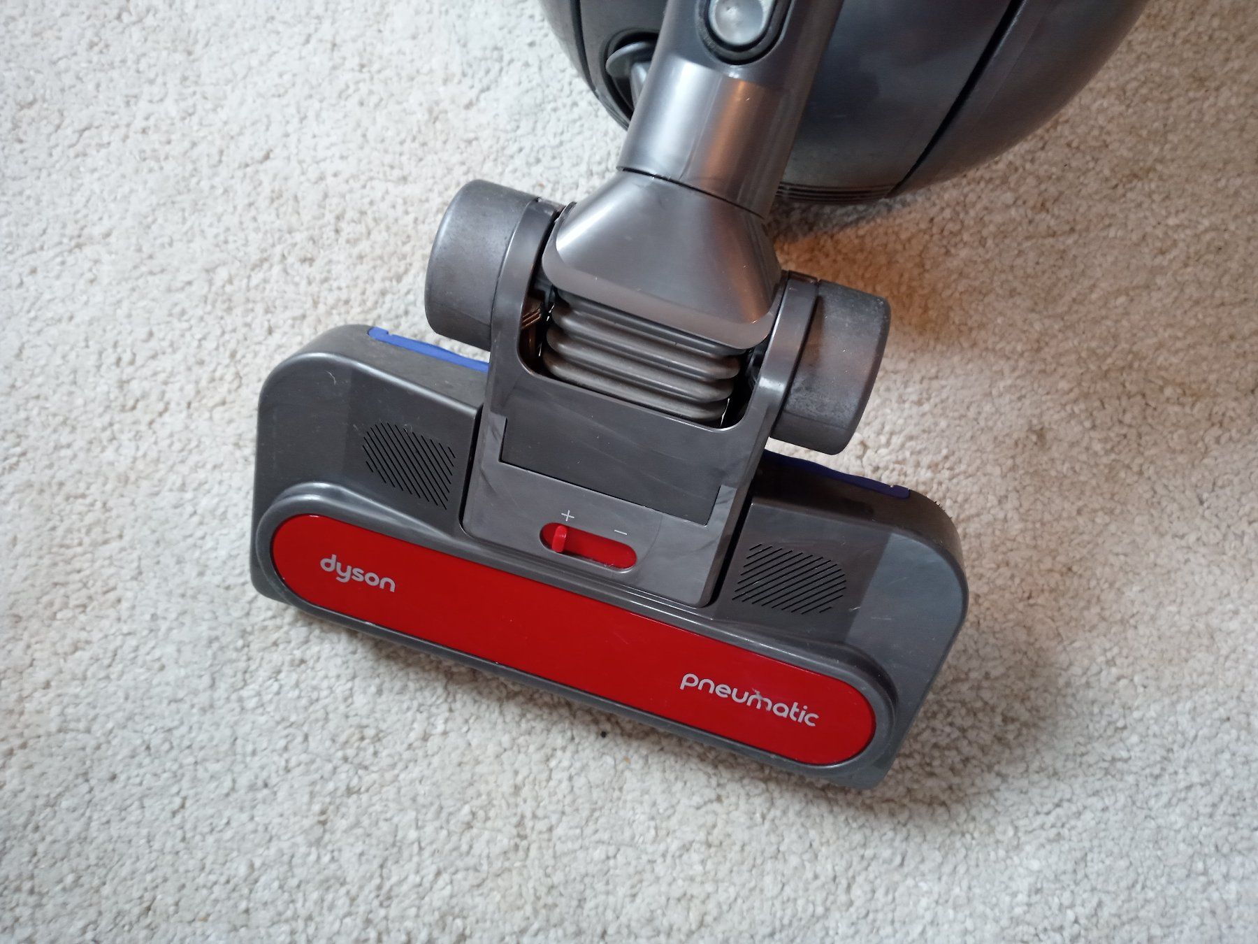 Dyson Aspirapolveri & Accessori: Dyson Ball Multifloor Staubsauger – Usato da Prez-vers-Siviriez venduto da Monija70 3