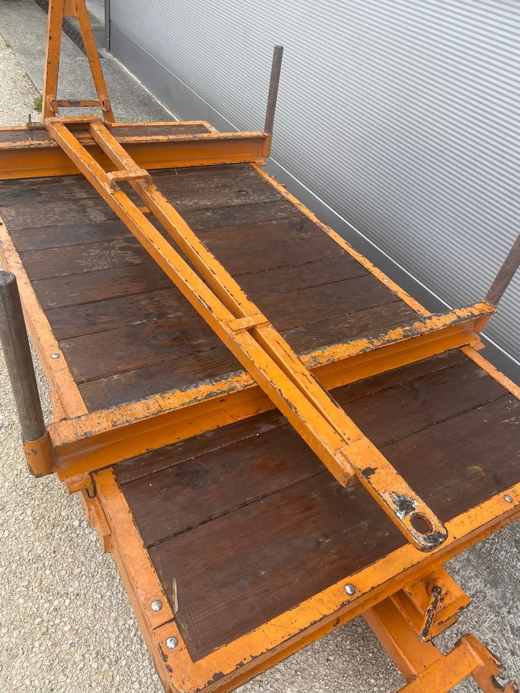 Anhänger: Schwerlast-Anhänger / Langmaterial-Anhänger – Gebraucht aus Laupersdorf von Borer_Liquidationen 3