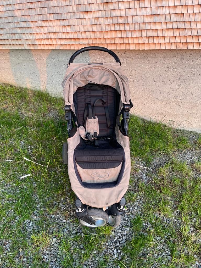 Baby Jogger Poussette: Buggy – D'occasion à Herisau par NathalieCip