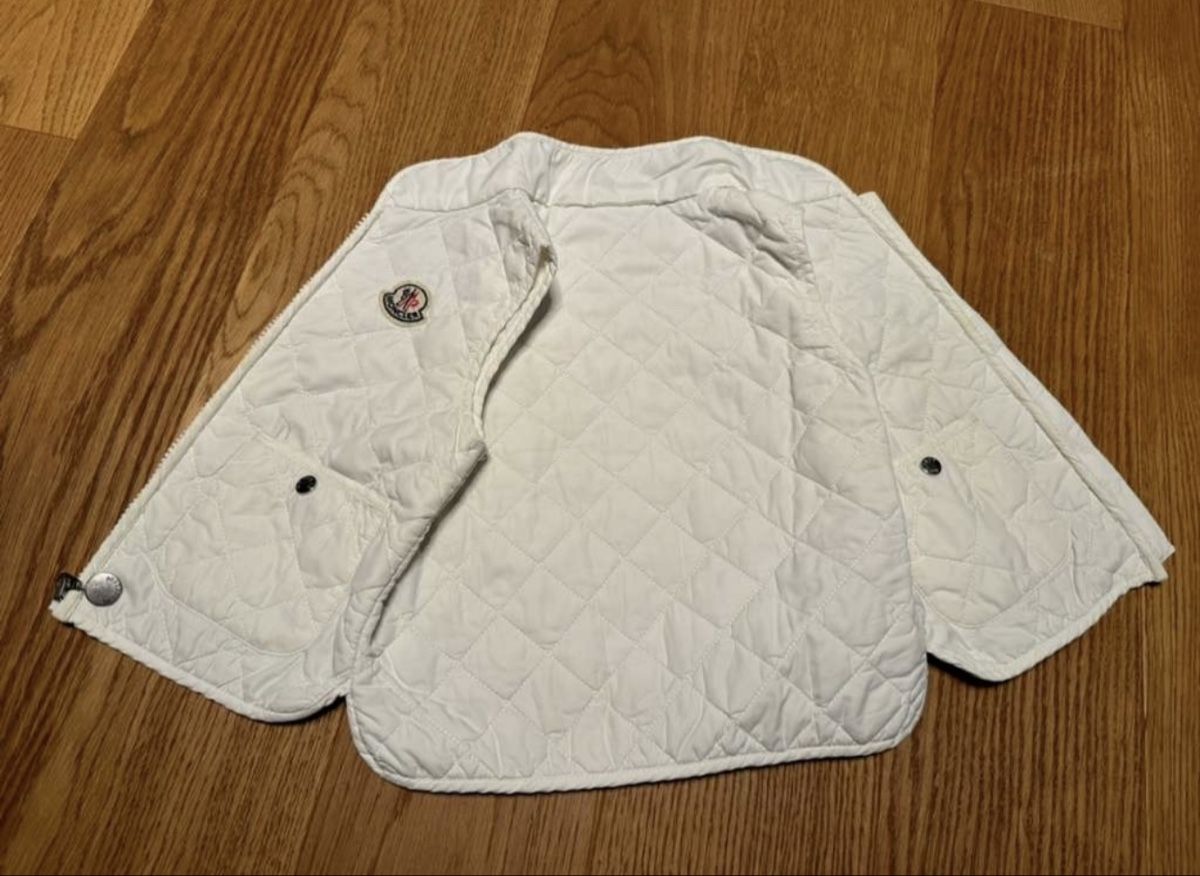 Moncler Altro abbigliamento: Moncler Weste Gr.86 – Usato da Genthod venduto da Tidus04 1