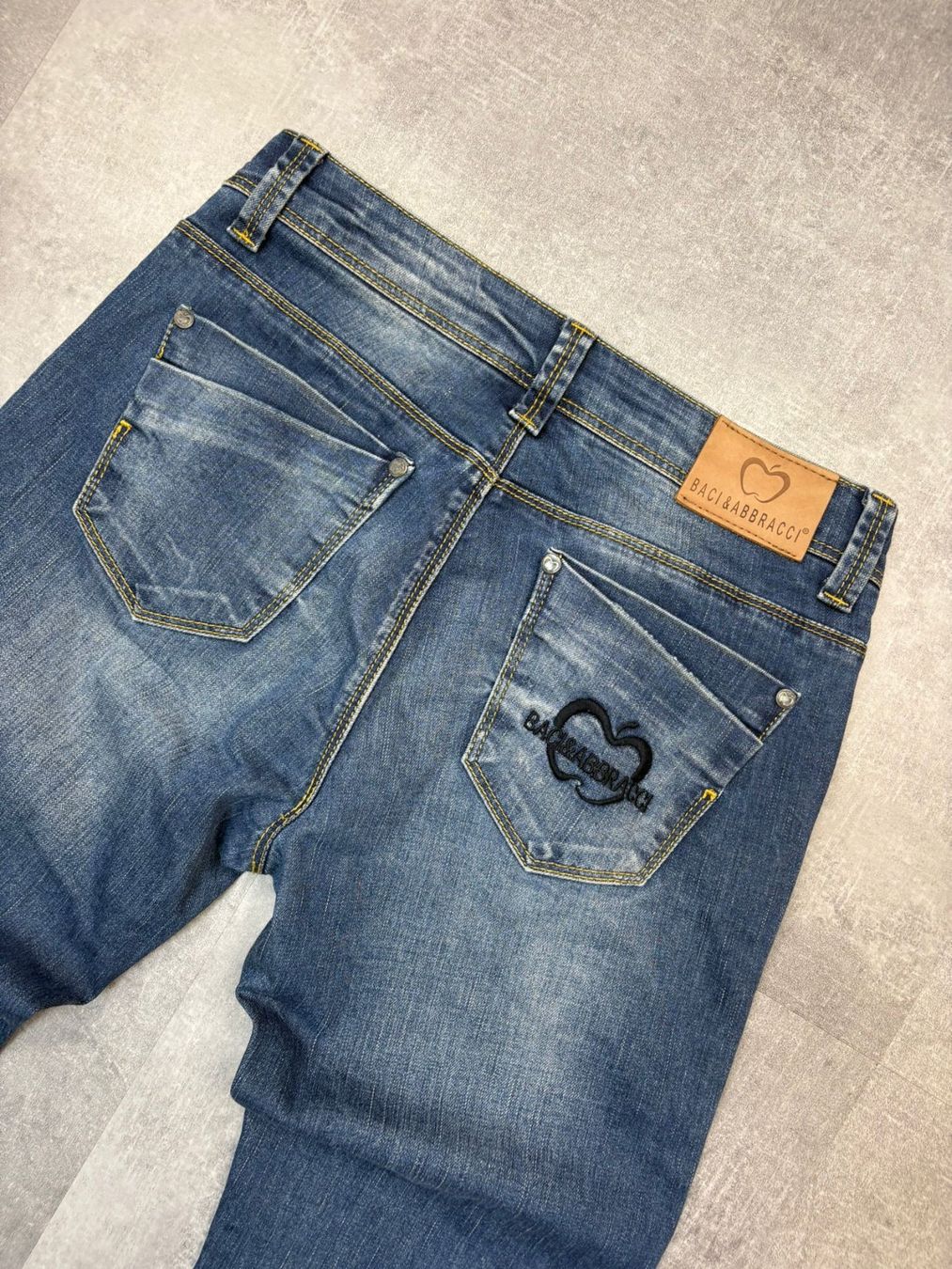 Jeans: Vintage Baci&Abbracci Straight Jeans (S) – Nuovo (secondo la descrizione) da Werdenberg venduto da hase.vintage 2