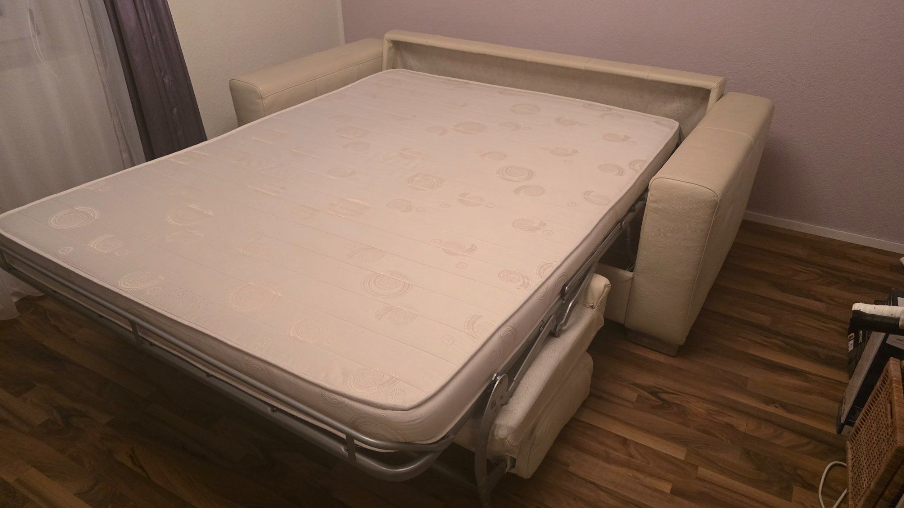 Sofas: Schlafsofa Leder hellbeige – D'occasion à Oberwil-Lieli par A3r0 2