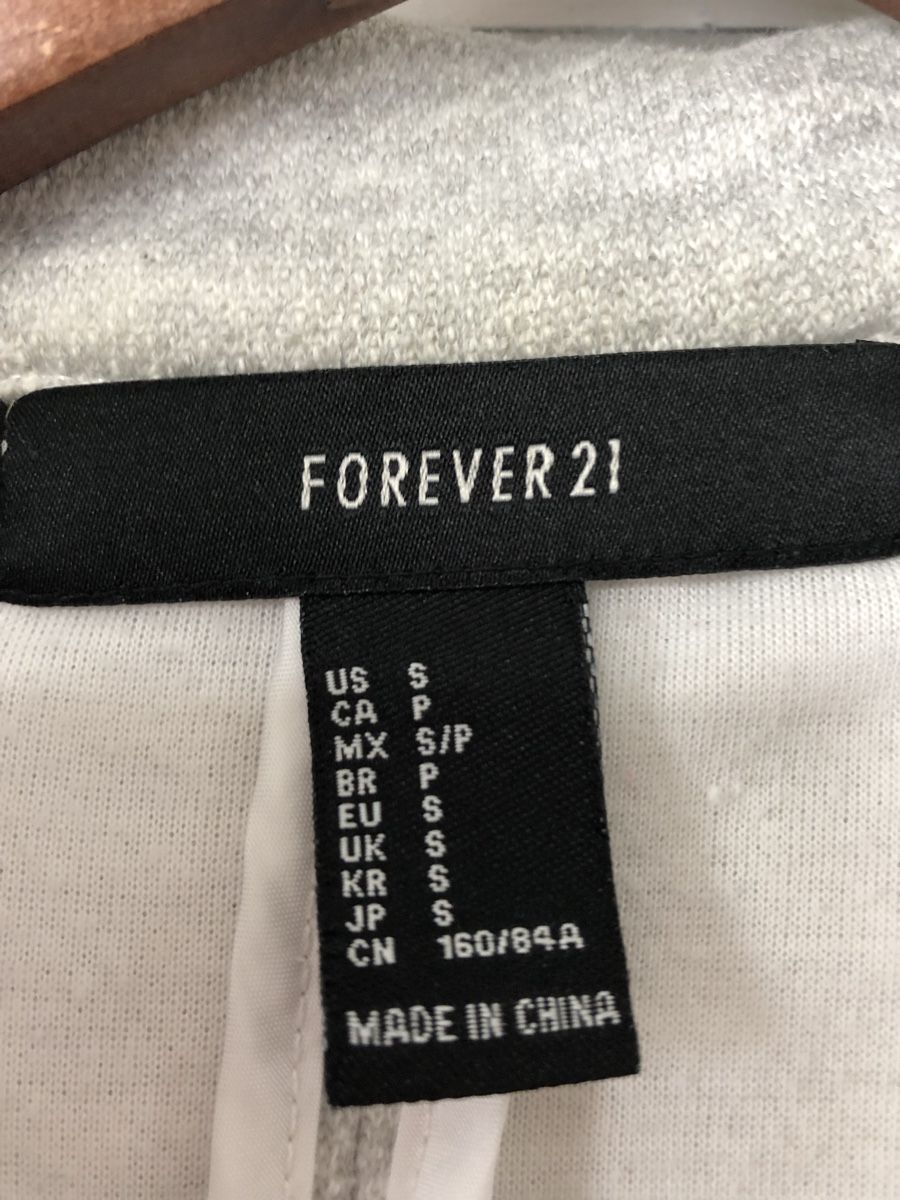 Cappotti: Sweatmantel Damen Gr. S, Forever 21 – Usato da Bachenbülach venduto da danielaa0102 1