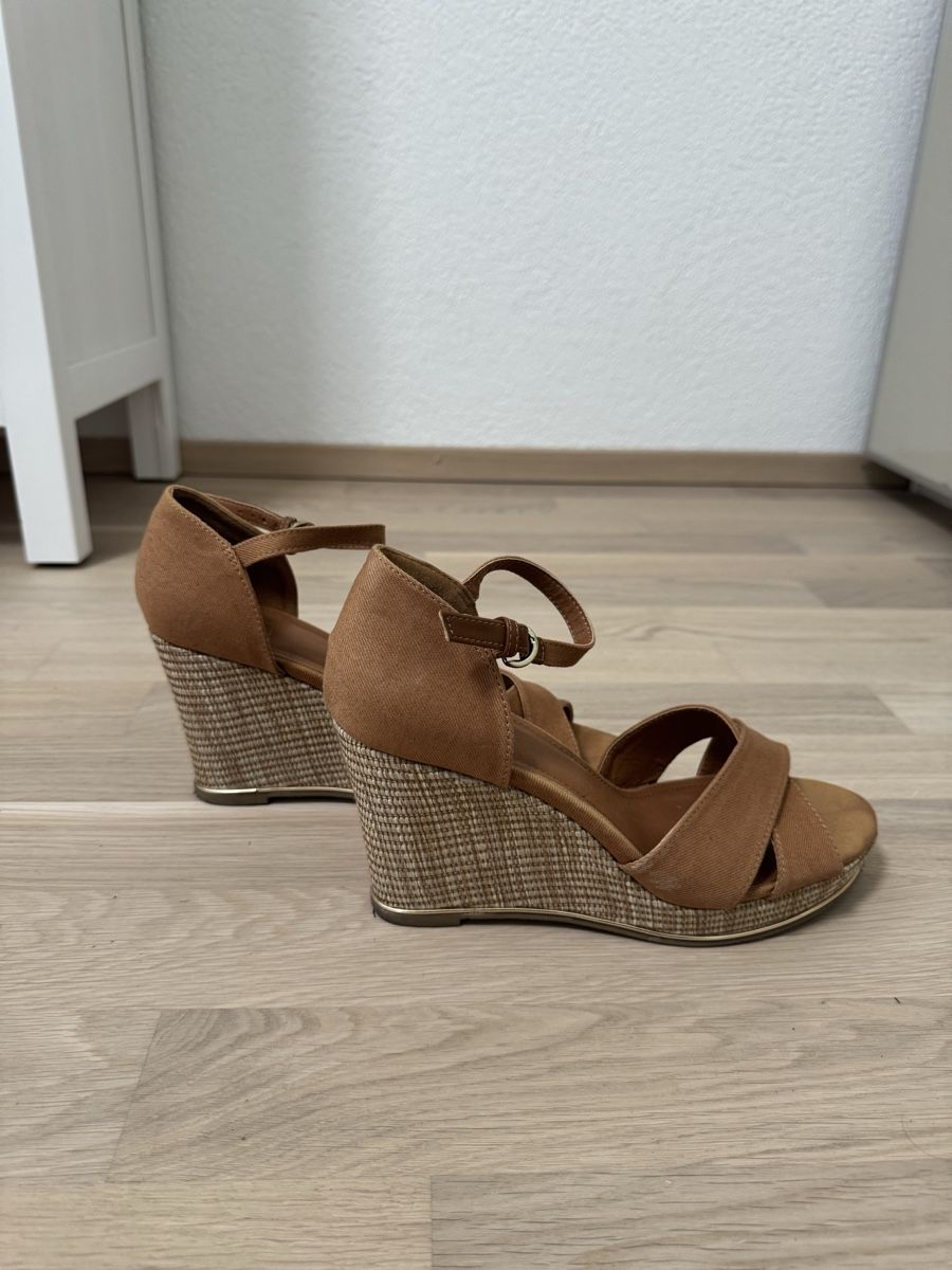 Scarpe da donna: Keilabsatz Sandalen in braun – Usato da Sulgen venduto da a_fonsi 3