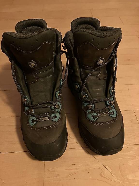 Lowa Damenschuhe: Lowa Mauria GTX Damen Wanderschuhe – Gebraucht aus Schwerzenbach von lith7 1