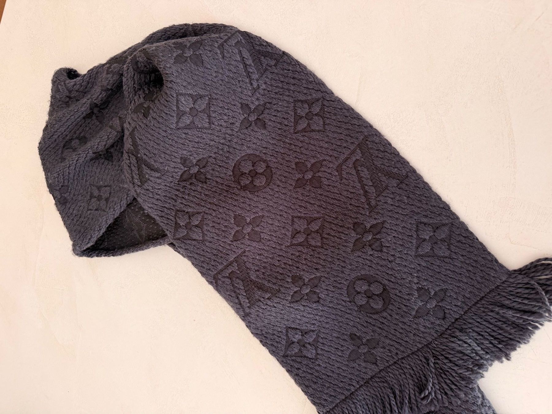 Louis Vuitton Foulards & écharpes: Louis Vuitton Schal – D'occasion à Chambésy par rob_gl27 1