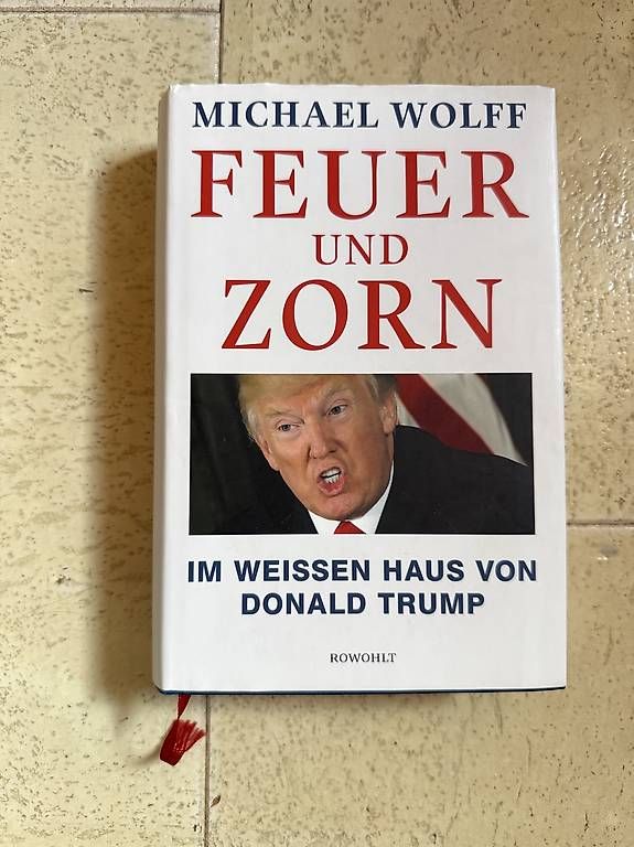 Libri: Feuer und Zotn – Nuovo e nell'imballaggio originale da Sarnen venduto da ale_7ph7