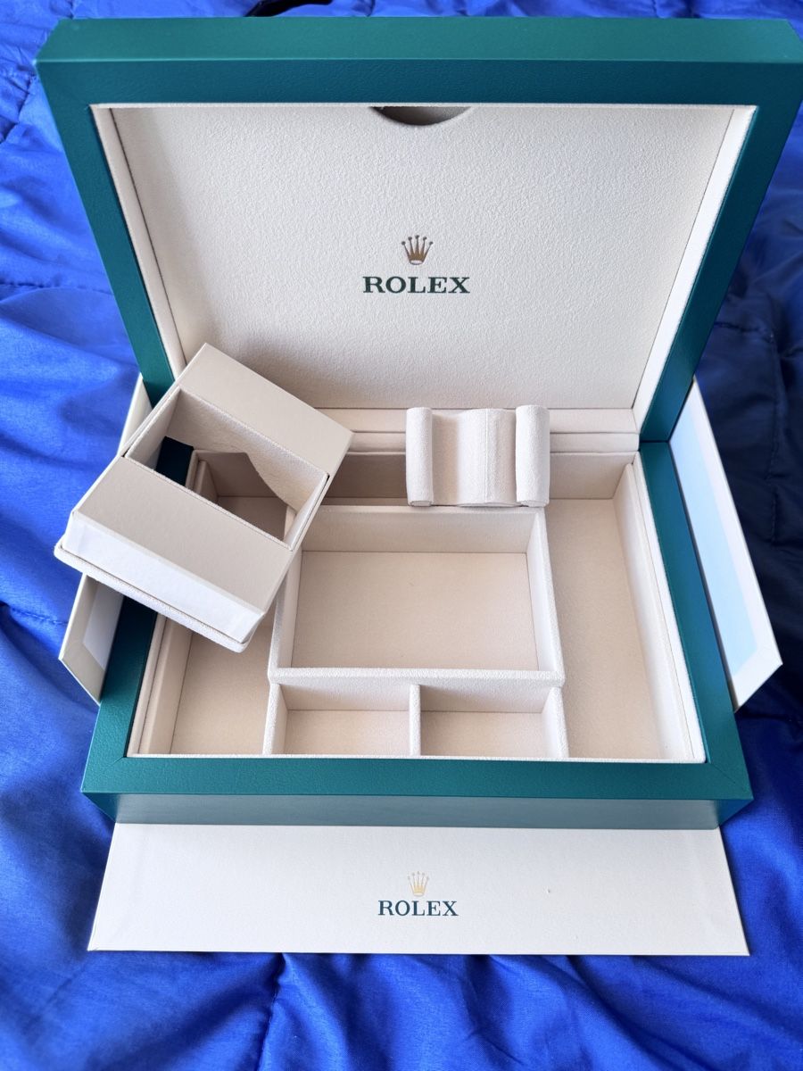 Scatole porta orologi: Rolex Box XL Original und neu – Nuovo (secondo la descrizione) da Teufen Ar venduto da Exclusive.stuff.CH 2