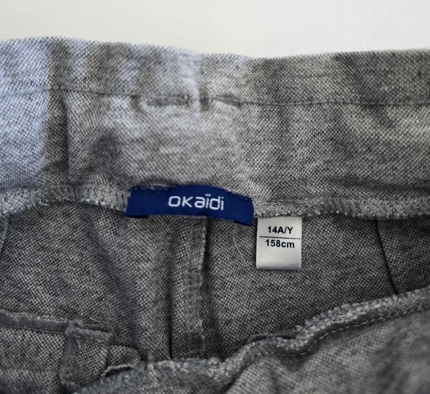 Okaidi Pantaloni: Shorts grau Okaïdi Gr. 158 – Usato da Arisdorf venduto da slangel 2