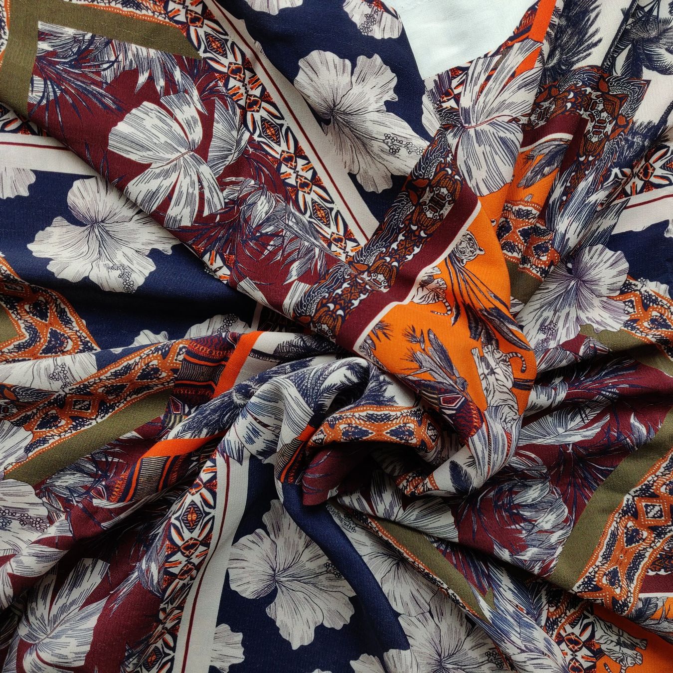 Tessuti: Ital. Viskose Stoff leicht 1.5x1.50m FancyJungle Patchwork – Nuovo (secondo la descrizione) da Lufingen venduto da Voyager7 8
