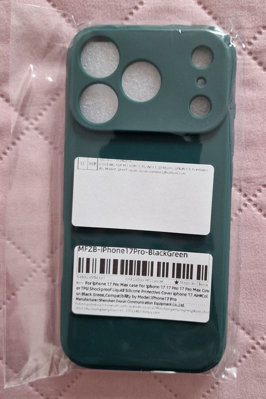 Cover & Protezioni schermo: Coque pour Apple iPhone 17 Pro en silicone vert, NEUVE – Nuovo e nell'imballaggio originale da Puidoux venduto da Mia_Bellezza 2