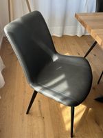 9 hochwertige Kunstlederstühle – Top zustand