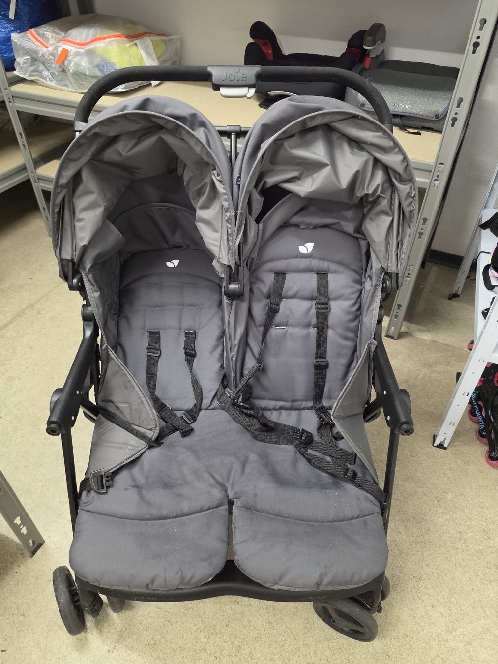 Joie Carrozzine: Joie Kinderwagen Doppel-Tandem – Usato da Regensdorf venduto da abc25