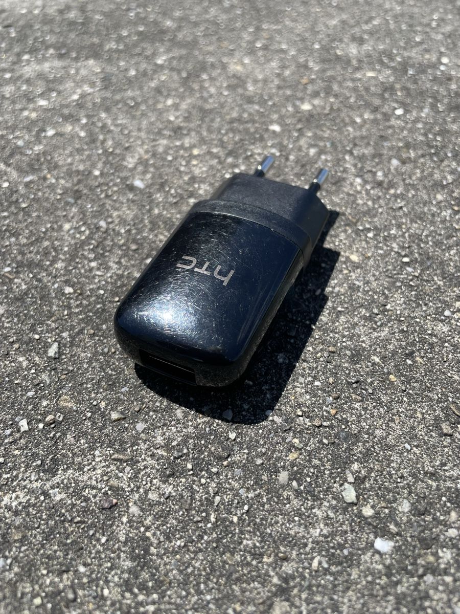 HTC Batterie, Caricabatterie & Alimentatori: HTC 5W USB Ladegerät – Usato da Rotkreuz venduto da chr_z8q8