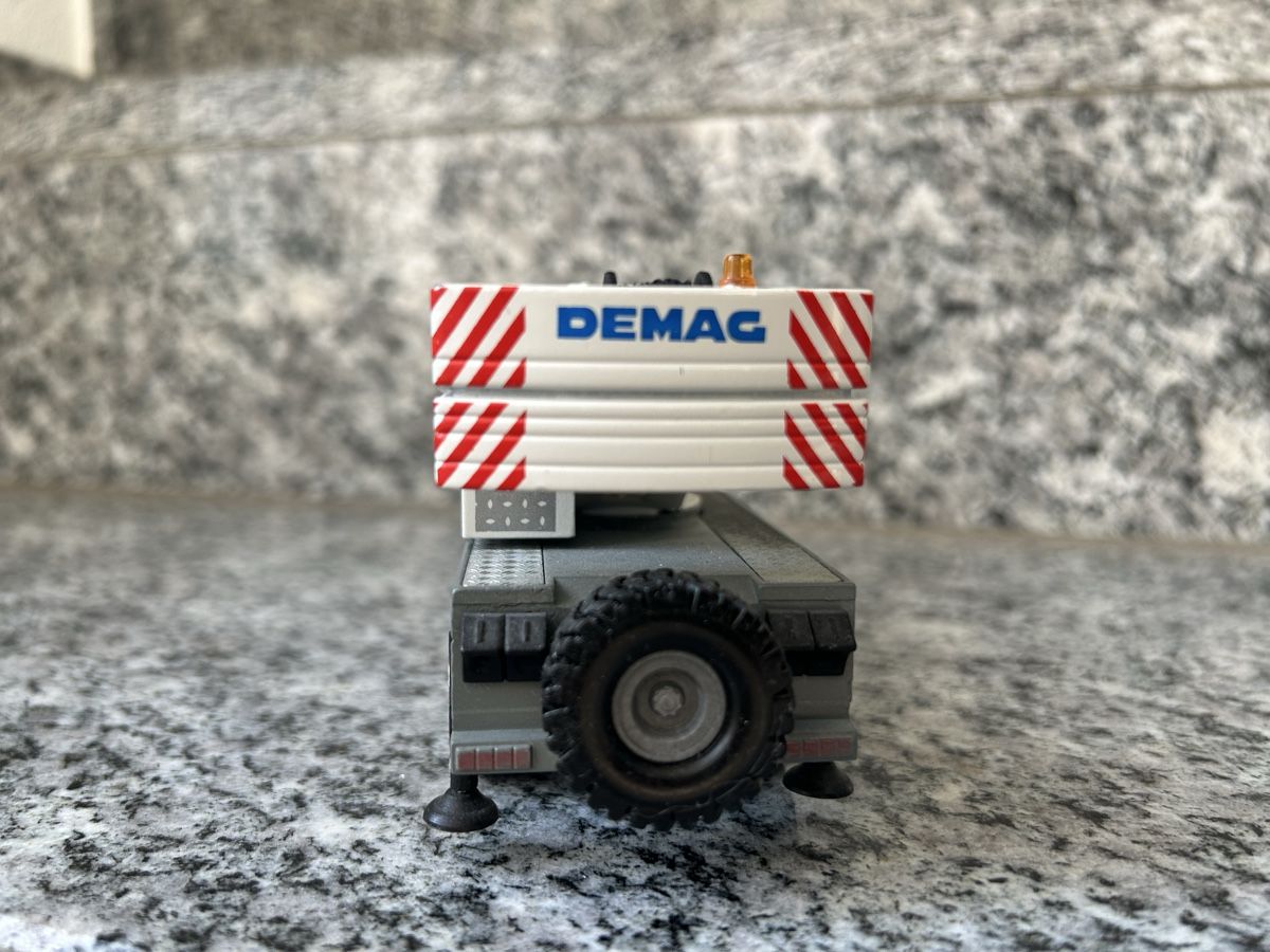 Modellbausätze & Standmodelle: Demag AC 155 Autokran, 1:50 – Gebraucht aus Horw von Tigercat635 2