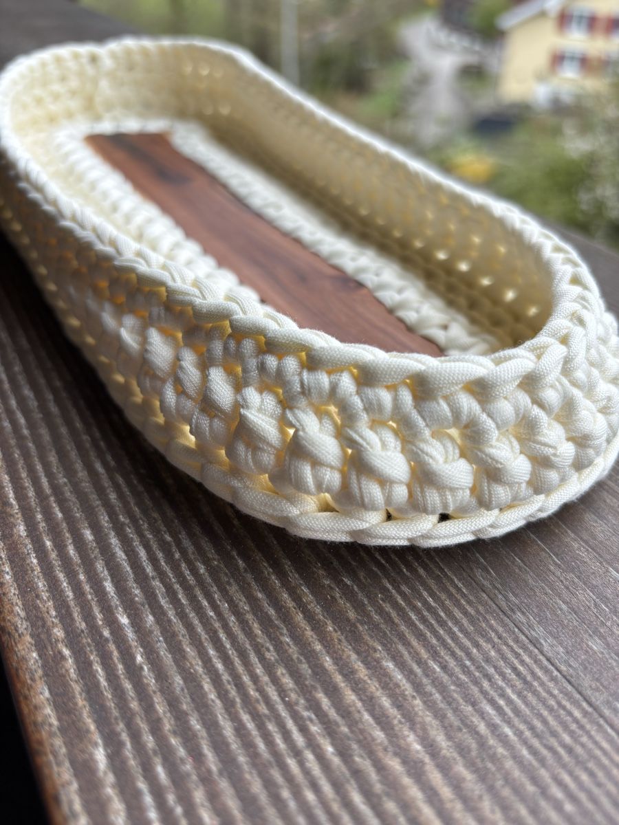 Tutte le decorazioni: Neu, edle Designer Häkelschale mit Apfelholz – Nuovo (secondo la descrizione) da Bichwil venduto da VintaCraftStudio 5