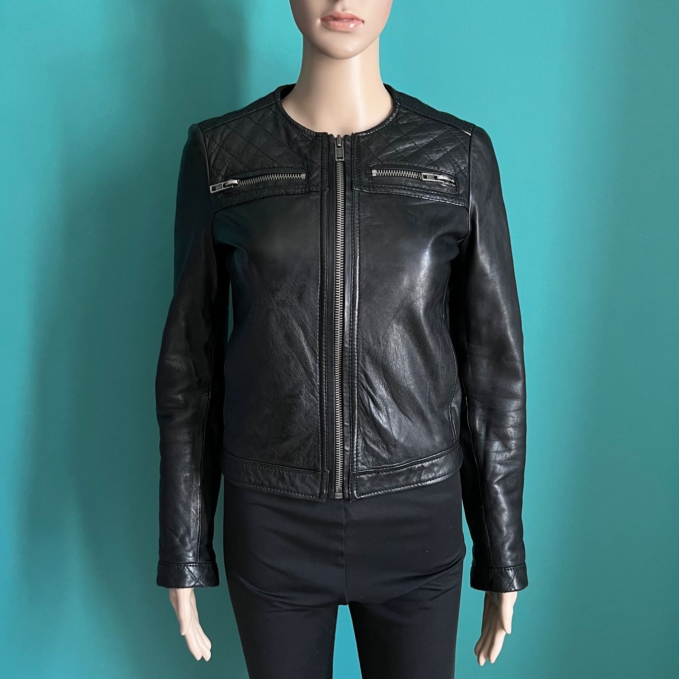 Zara Vestes: MANGO Lederjacke 🖤 – D'occasion à Zürich par ClosetQueen