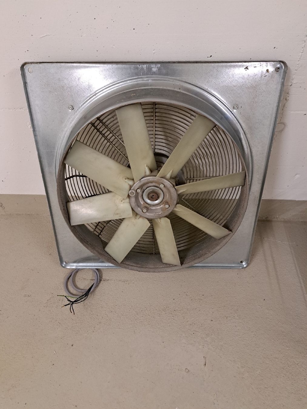 Ventilatori: Abluftventilatoren Axial 230V – Usato da Künten venduto da Rocchi71 2