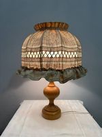 Vintage Tischlampe mit Stoffschirm und Holzfuss, 70er Jahre