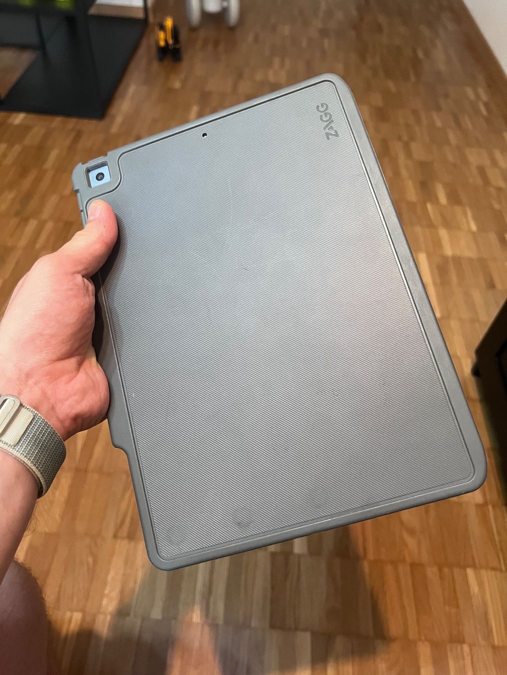 Apple Tablet PC: Apple Ipad 7 – Usato da Wädenswil venduto da dai_2bcv 5