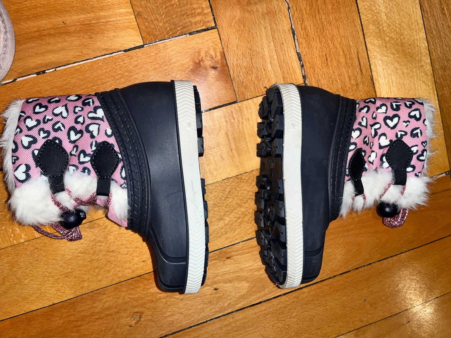 Scarpe per ragazze: Friboo snow boots 24/25 – Usato da Genève venduto da dmt_y25y 2