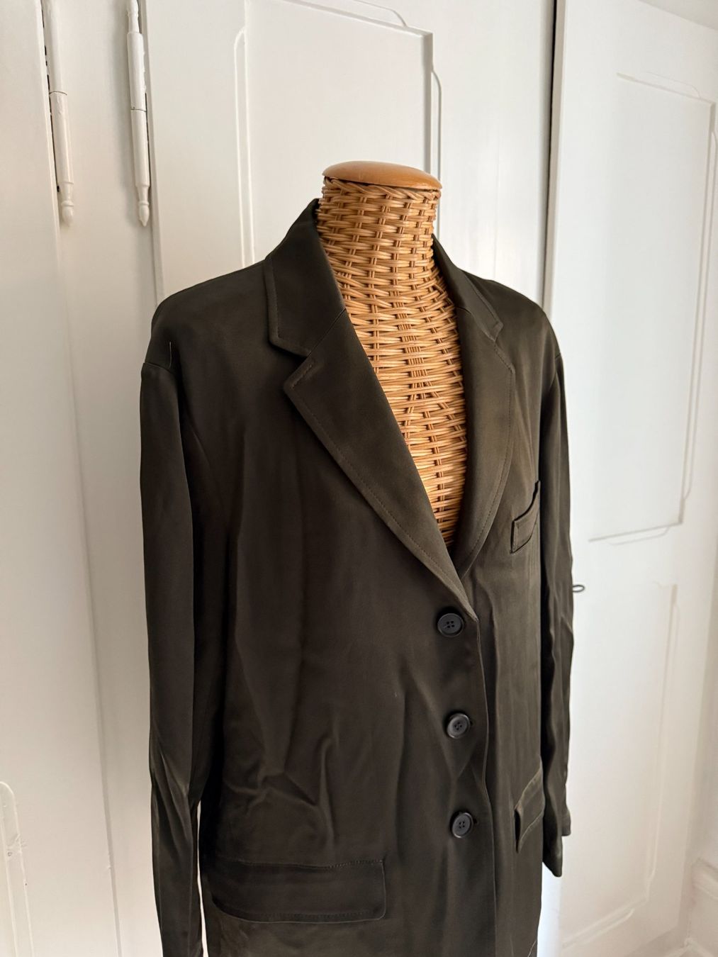 Zara Giacche: ZARA - Satin Blazer olivgrün M – Usato da Zürich venduto da Diazaio 1