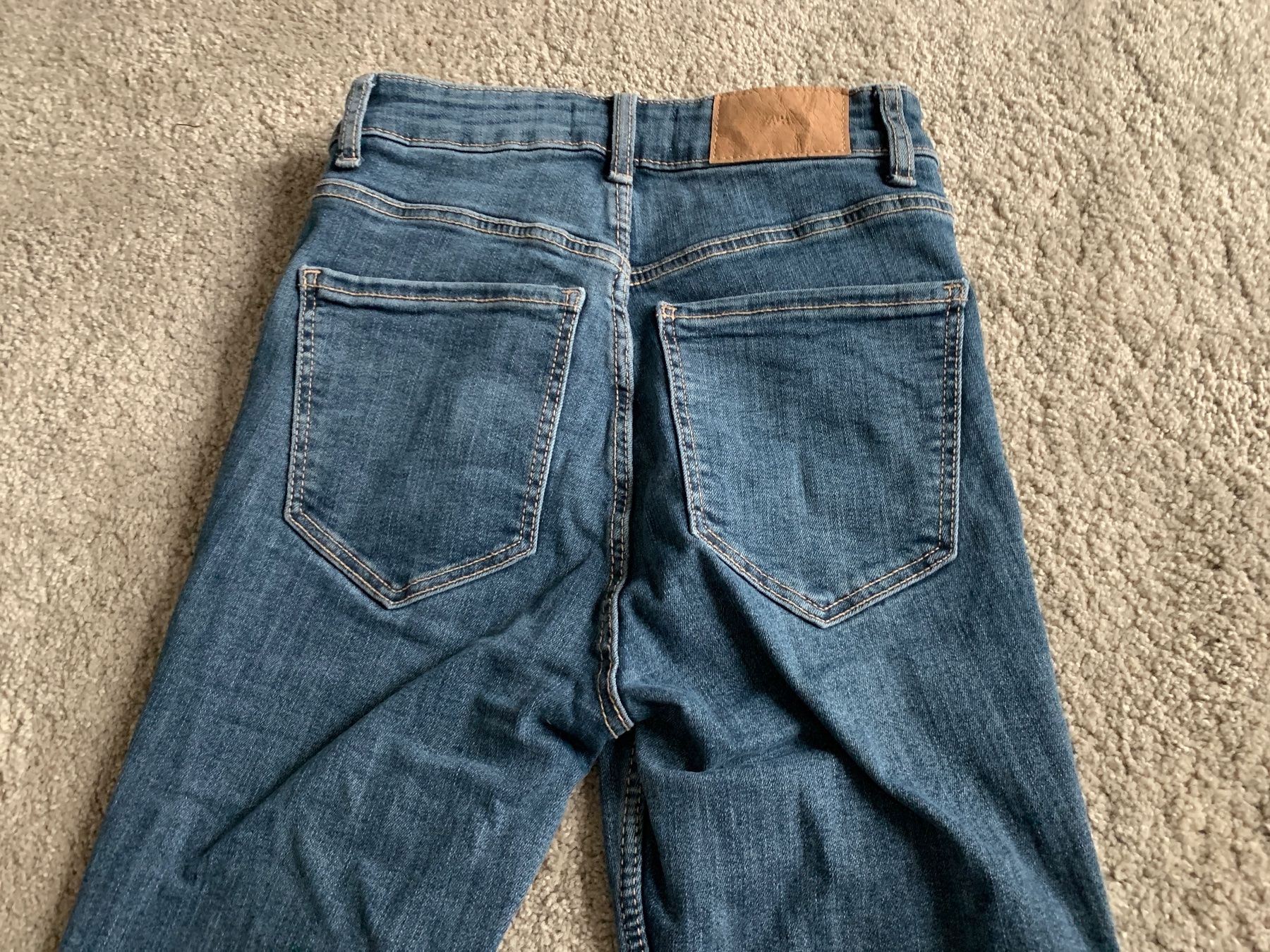 Zara Pantaloni: Zara Jeans Gr 34 schmal – Nuovo (secondo la descrizione) da Oberweningen venduto da Jogi2 3