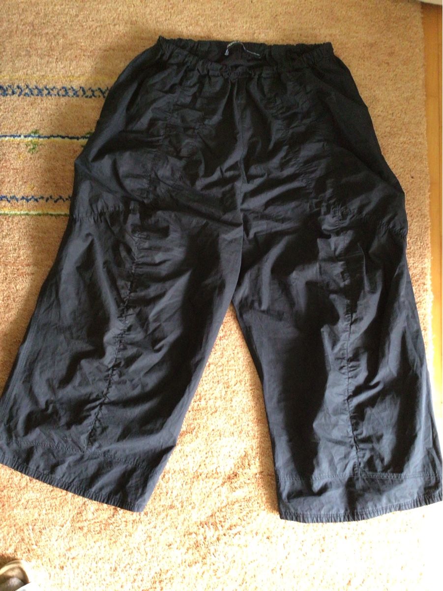 Rundholz Pantaloni: Rundholz Gr. L. bequem und luftig, – Usato da Riedikon venduto da Winter21.