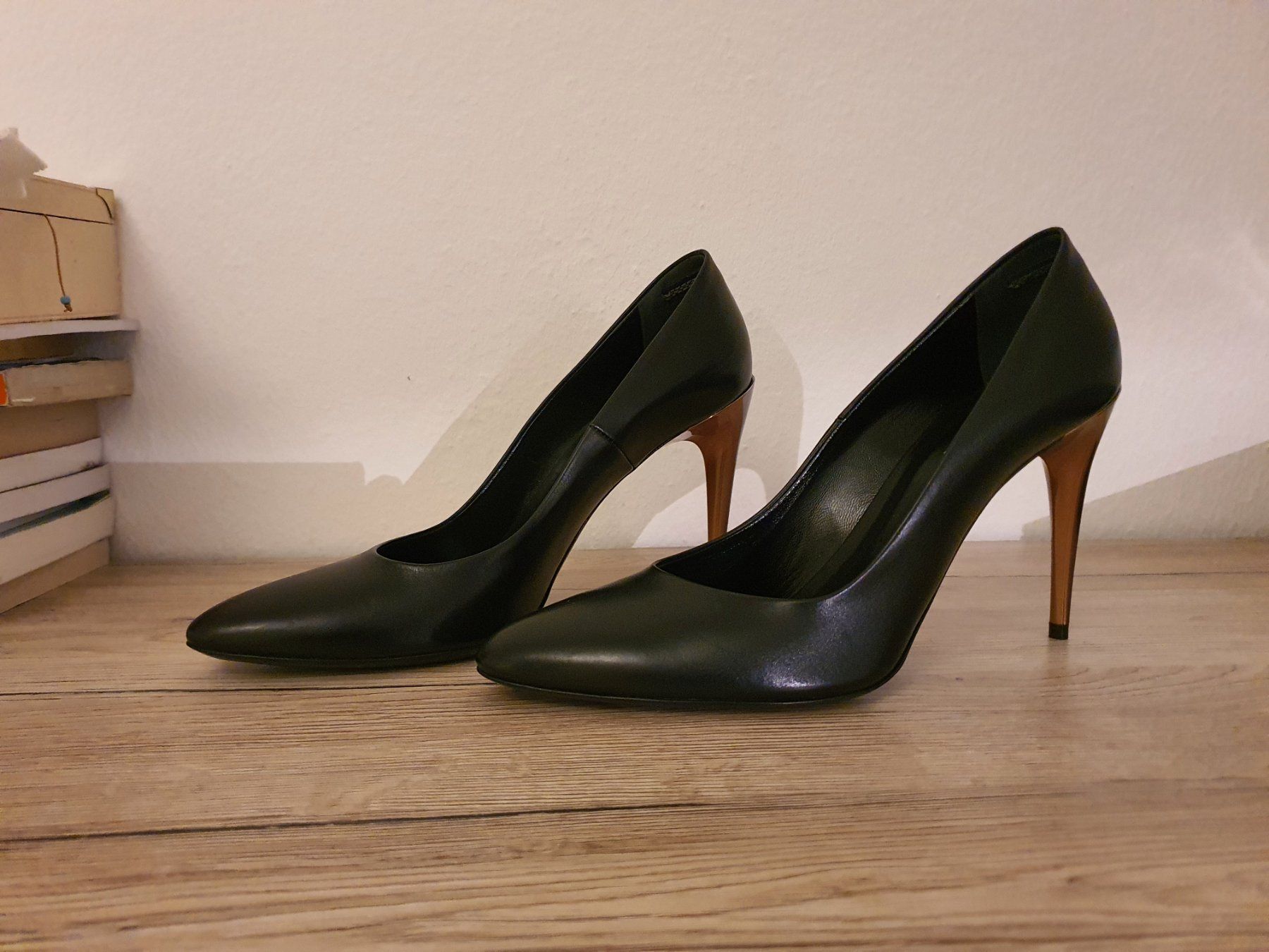 La Perla Scarpe da donna: Elegante Schuhe Gr.39 / Leder/ Neu – Nuovo e nell'imballaggio originale da Wädenswil venduto da sos_6vlx 1