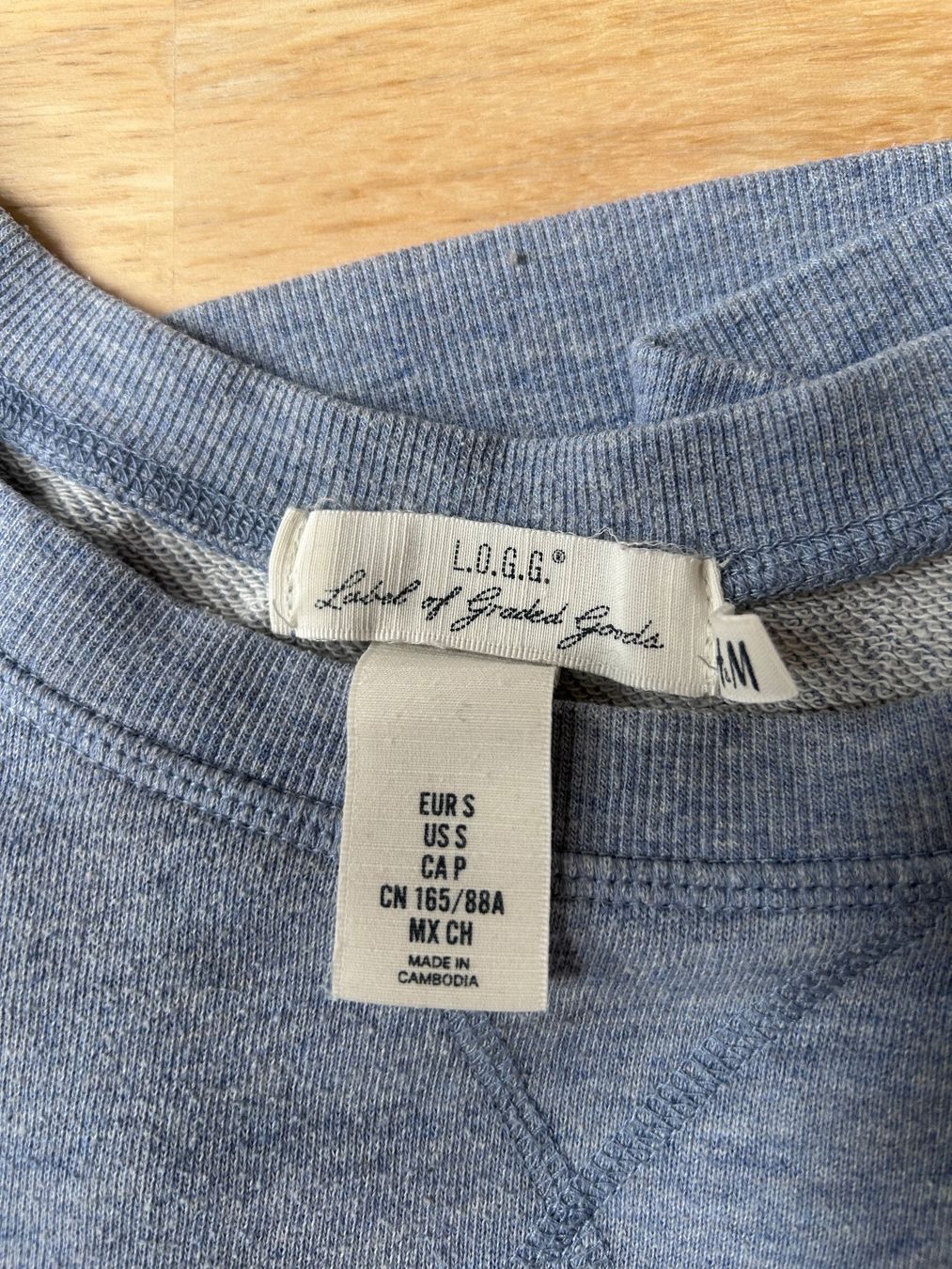 H&M Pullover & Sweatshirts: Pullover, hellblau, S, Dreiviertel Armlänge – Gebraucht aus Winterthur von ela_qbz6 1