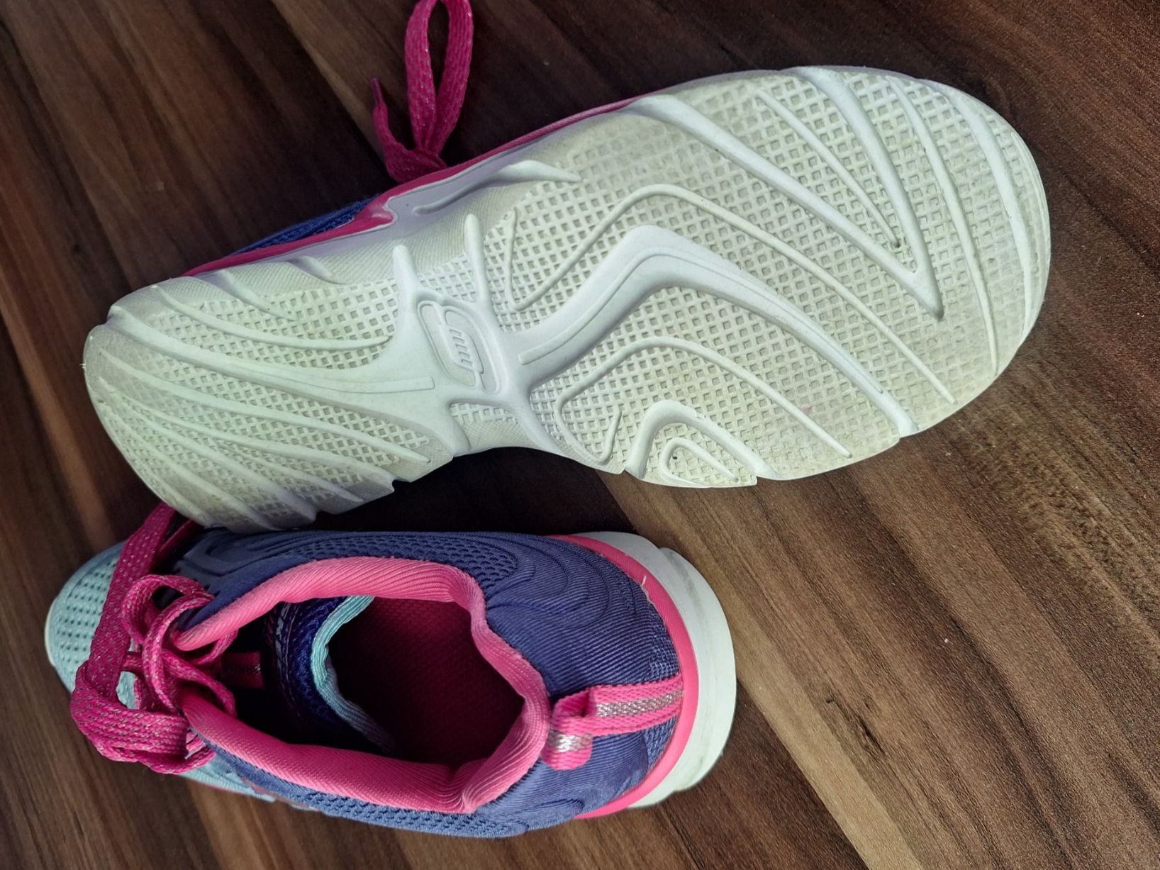 Skechers Schuhe für Mädchen: Skechers 34 – Gebraucht aus Herrliberg von linavogt 2