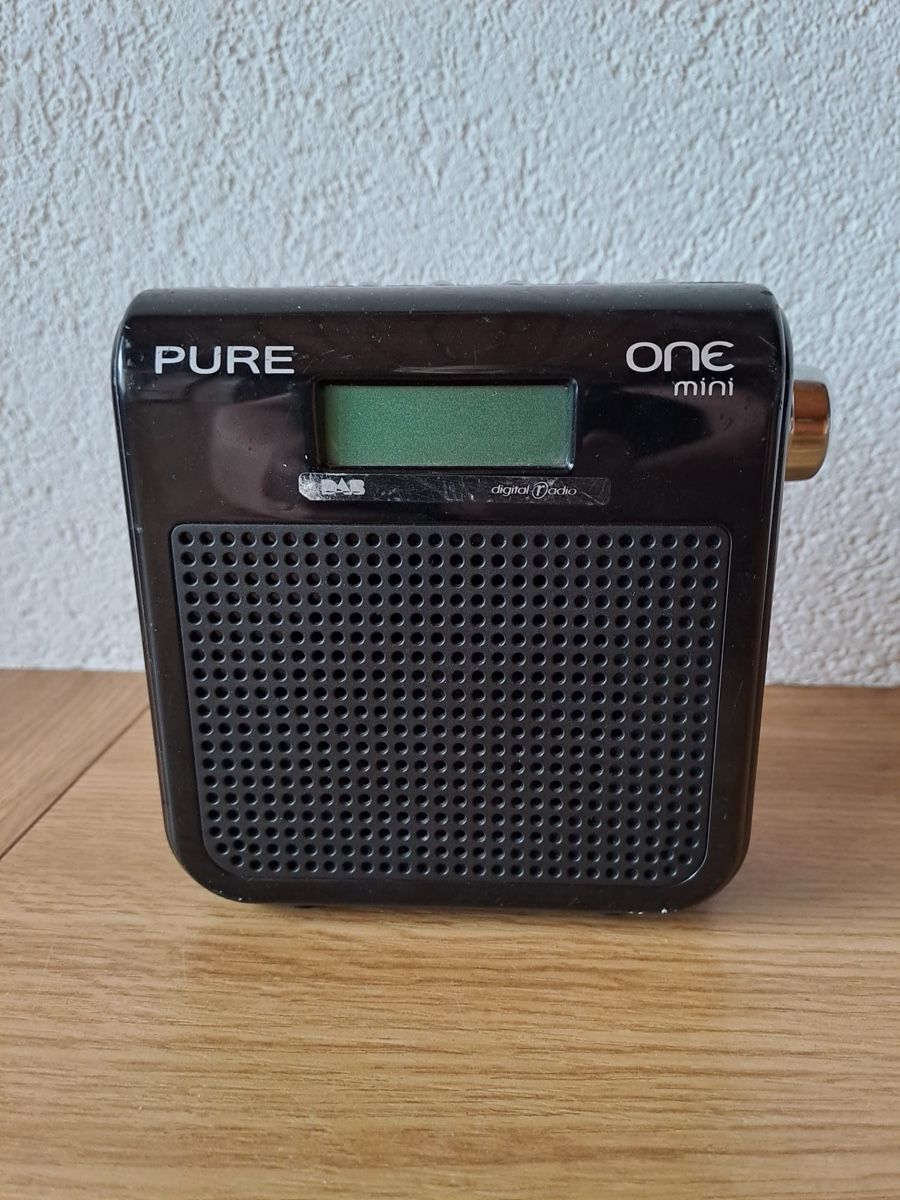 Radio: PURE ONE mini Digitalradio DAB+ Kompakt – Usato da Bottenwil venduto da Guguseli014