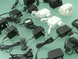 Diverse Konvolut gebrauchte Netzteile – funktionsfähig