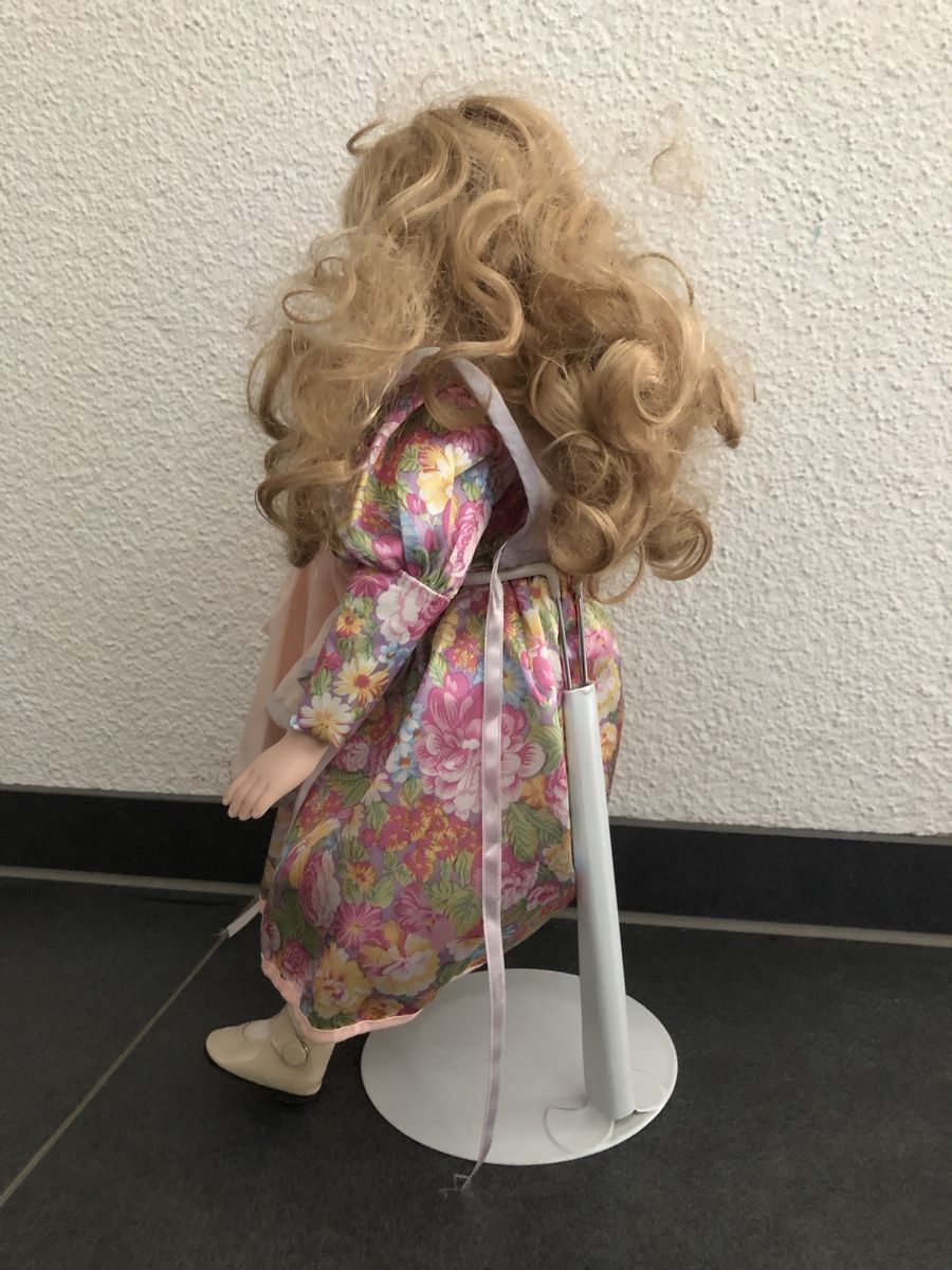 Bambole: Porzellan Puppe – Usato da Hünenberg venduto da Agent000 3
