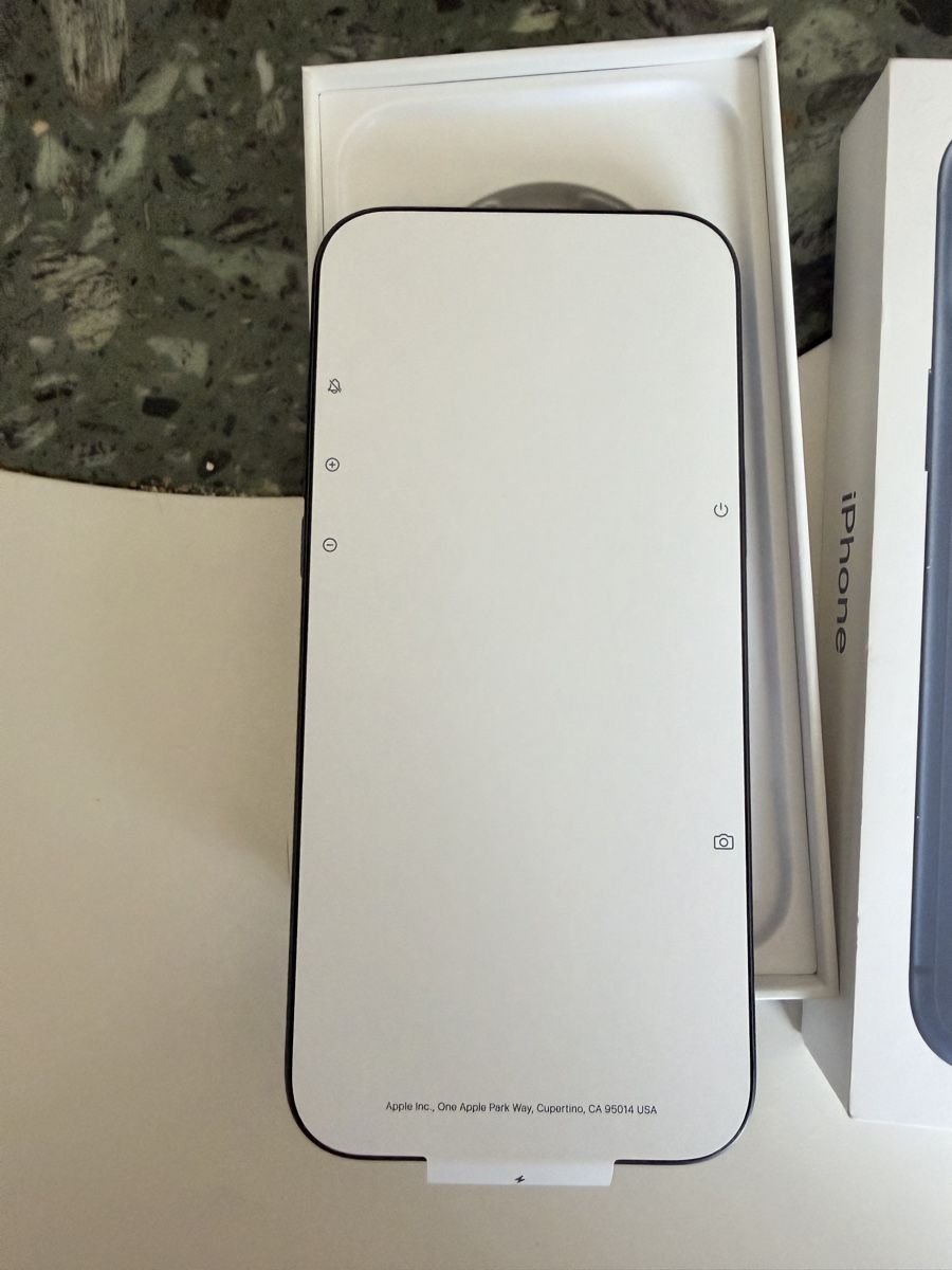 Apple Handys / Smartphones: Iphone 17 pro max – Neu und originalverpackt aus Chur von Belii_o7 1