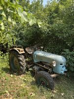 Alter Traktor ab 1.-‼️